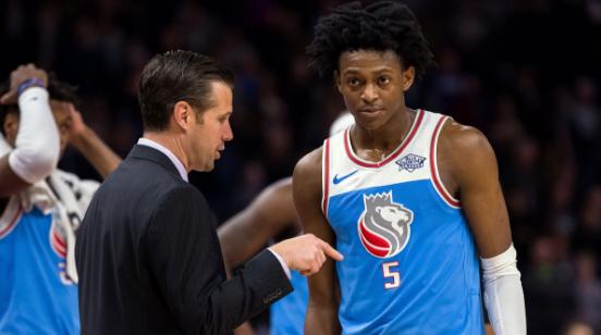 此举也潜藏 此举也潜藏