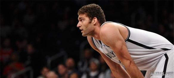 魏登费勒：德国门将位置有问题，努贝尔之后都没有与他相当的人选.