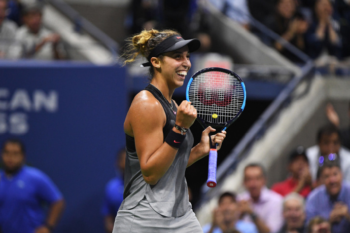 根据两队的 根据两队的