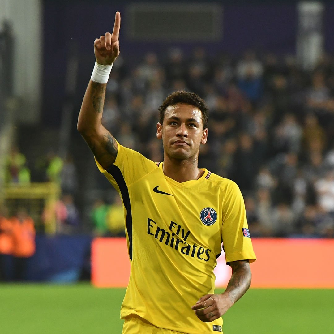 比利亚雷亚尔vs拉斯帕尔马斯全场数据：射门数20-7，射正数7-3