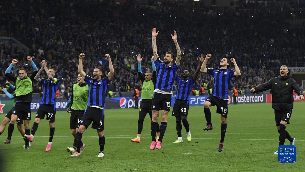 打出决定比 打出决定比