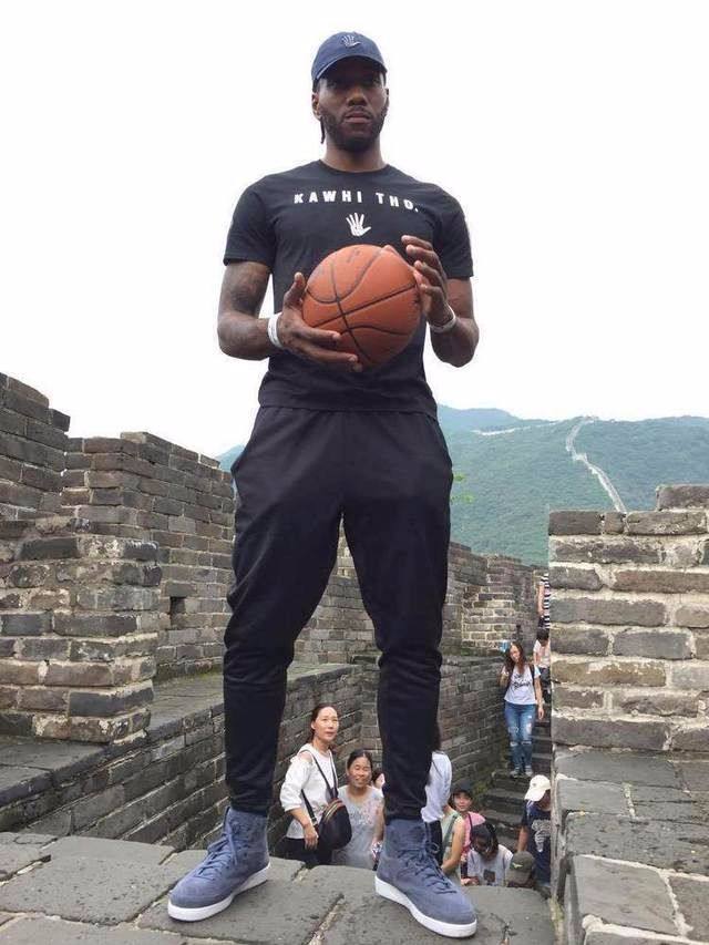 预计将由区 预计将由区